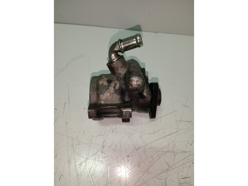 Recambio de bomba direccion para jeep cherokee (j) 2.5 td adventure referencia OEM IAM 52088582AB 260776557 