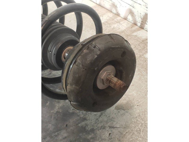 Recambio de amortiguador delantero izquierdo para citroen c3 picasso live edition referencia OEM IAM 9804586980  