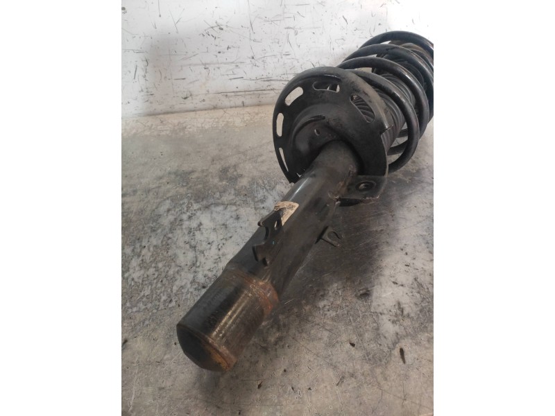 Recambio de amortiguador delantero izquierdo para citroen c3 picasso live edition referencia OEM IAM 9804586980  