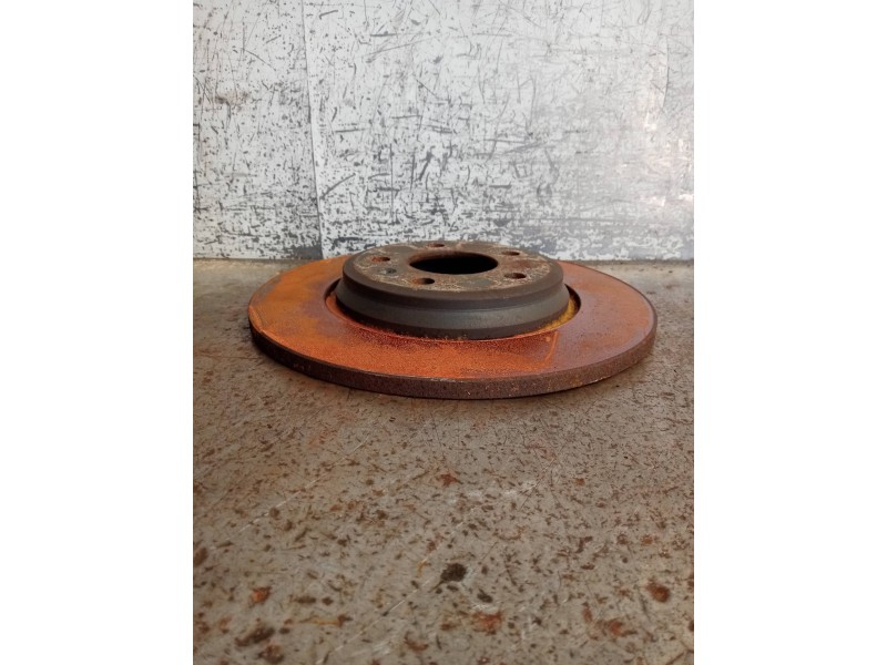 Recambio de disco freno trasero para audi a4 avant (8w5) advanced edition referencia OEM IAM   