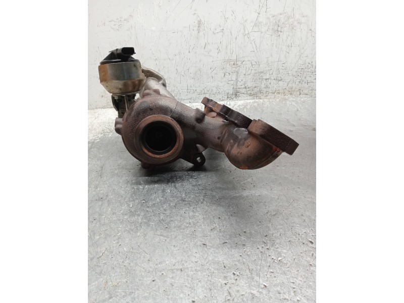Recambio de turbocompresor para audi a4 avant (8w5) advanced edition referencia OEM IAM 04L253019A  