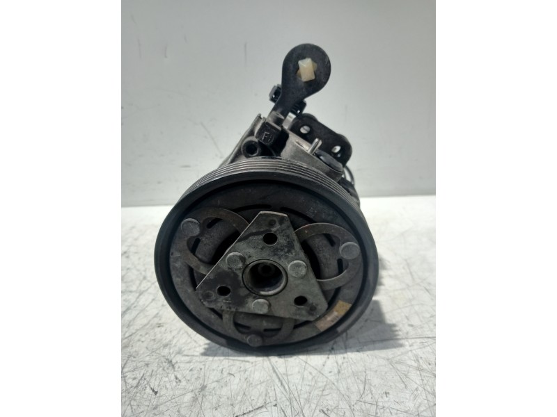 Recambio de compresor aire acondicionado para bmw serie 3 compacto (e36) 316i referencia OEM IAM 64528390228 SS96D1 