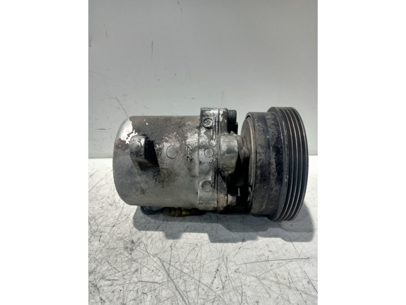 Recambio de compresor aire acondicionado para bmw serie 3 compacto (e36) 316i referencia OEM IAM 64528390228 SS96D1 