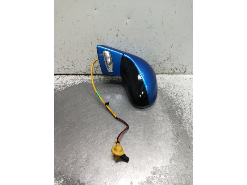 Recambio de retrovisor izquierdo para peugeot 308 confort referencia OEM IAM ELÉCTRICO 1 ENCHUFE 6 CABLES