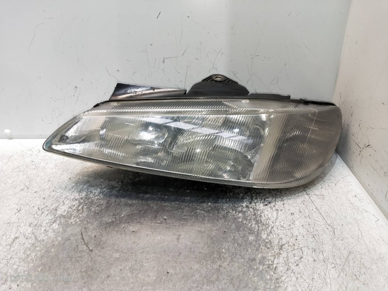 Recambio de faro izquierdo para peugeot 406 berlina (s1/s2) referencia OEM IAM 0301037021 9616251380 