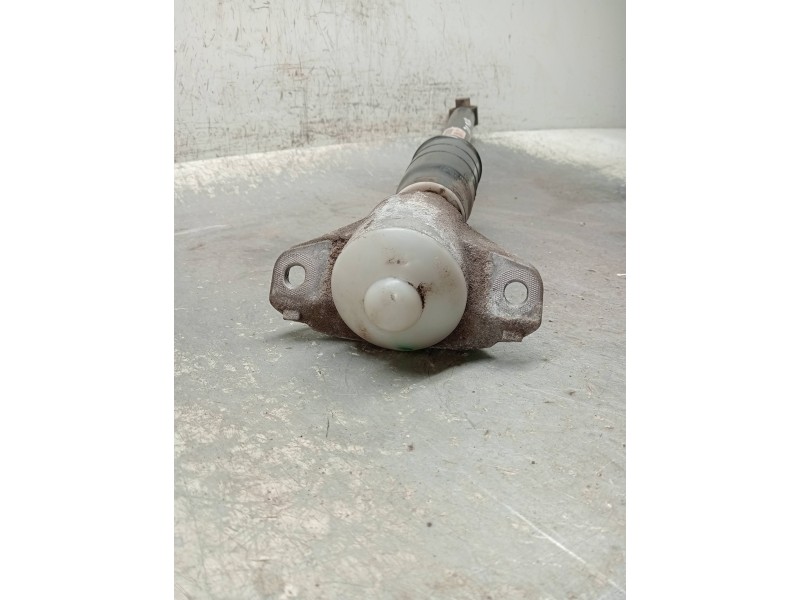Recambio de amortiguador trasero izquierdo para audi a4 avant (8w5) advanced edition referencia OEM IAM 8W0513035AD  
