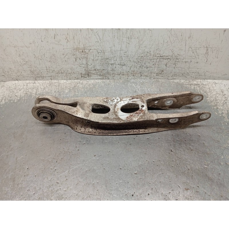 Recambio de brazo suspension inferior trasero derecho para audi a4 avant (8w5) advanced edition referencia OEM IAM 8W0505311H  