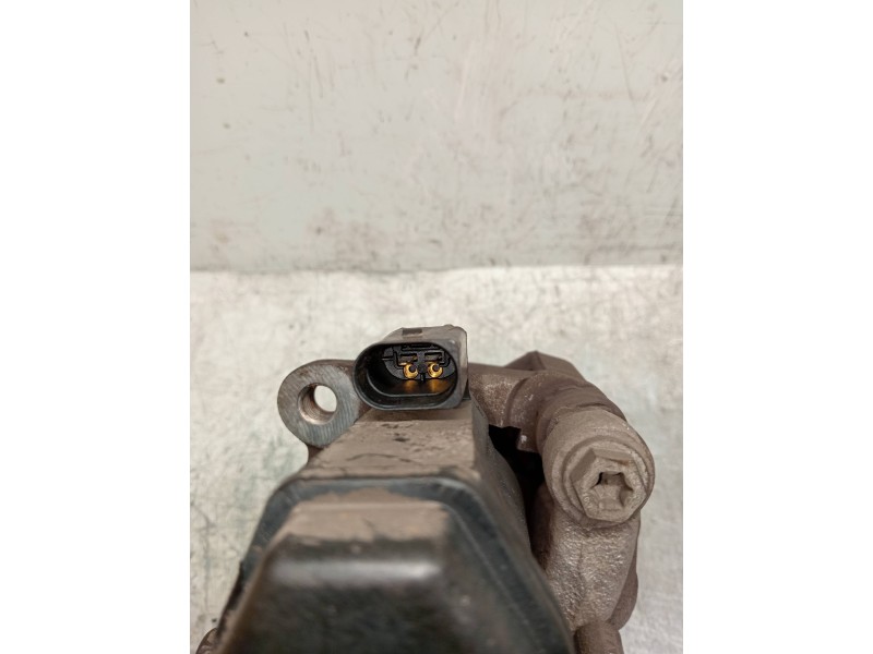 Recambio de pinza freno trasera izquierda para audi a4 avant (8w5) advanced edition referencia OEM IAM 8W0405AT  