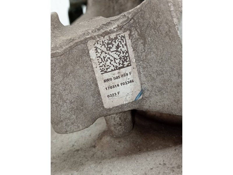 Recambio de mangueta trasera izquierda para audi a4 avant (8w5) advanced edition referencia OEM IAM   