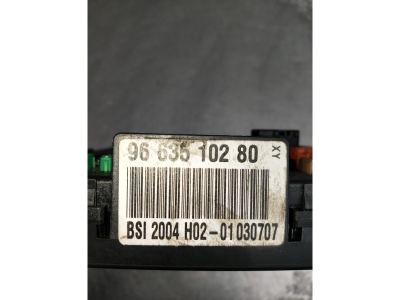 Recambio de caja reles / fusibles para peugeot 407 coupe básico referencia OEM IAM 9663510280  