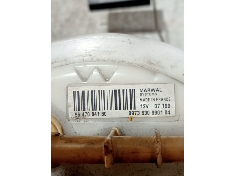 Recambio de bomba combustible para peugeot 407 coupe básico referencia OEM IAM 9647084180 0973630990104 