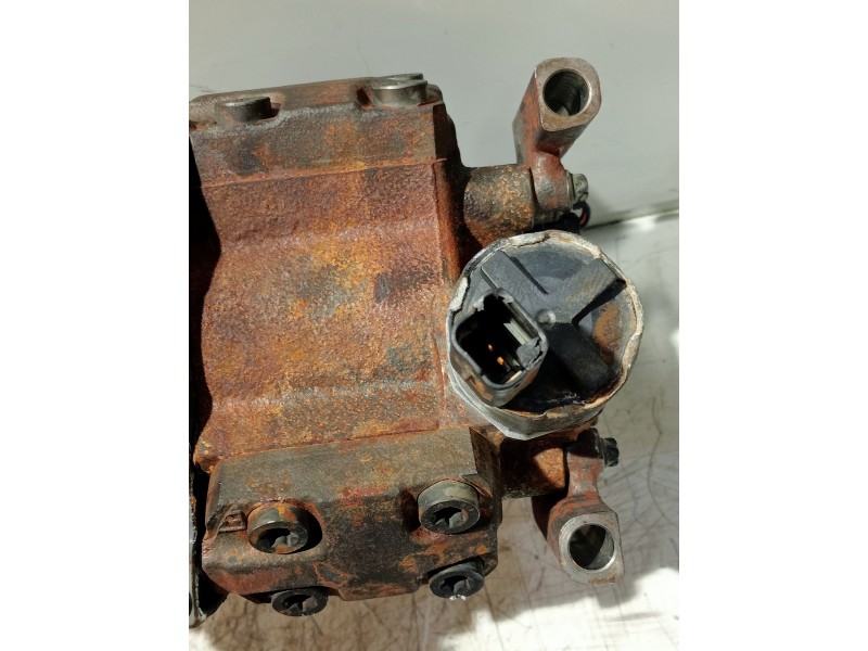 Recambio de bomba inyeccion para peugeot 407 coupe básico referencia OEM IAM A2C20003757 5WS40157 4S7Q9B395AK