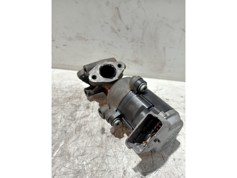 Recambio de valvula egr para peugeot 407 coupe básico referencia OEM IAM 4R8Q9D475A BJPMB 