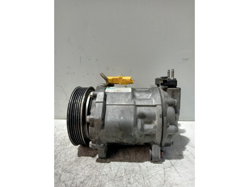 Recambio de compresor aire acondicionado para peugeot 407 coupe básico referencia OEM IAM 9663315680  
