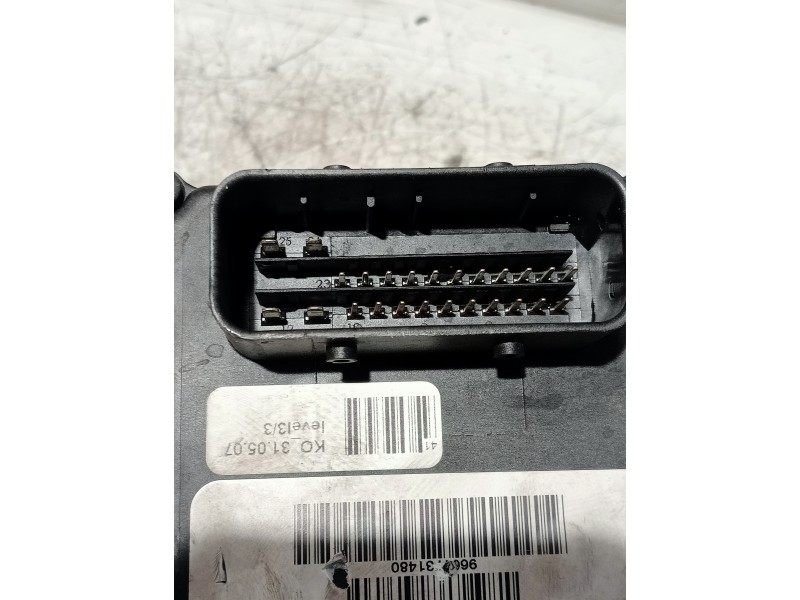 Recambio de abs para peugeot 407 coupe básico referencia OEM IAM 15848405 S118676003B 