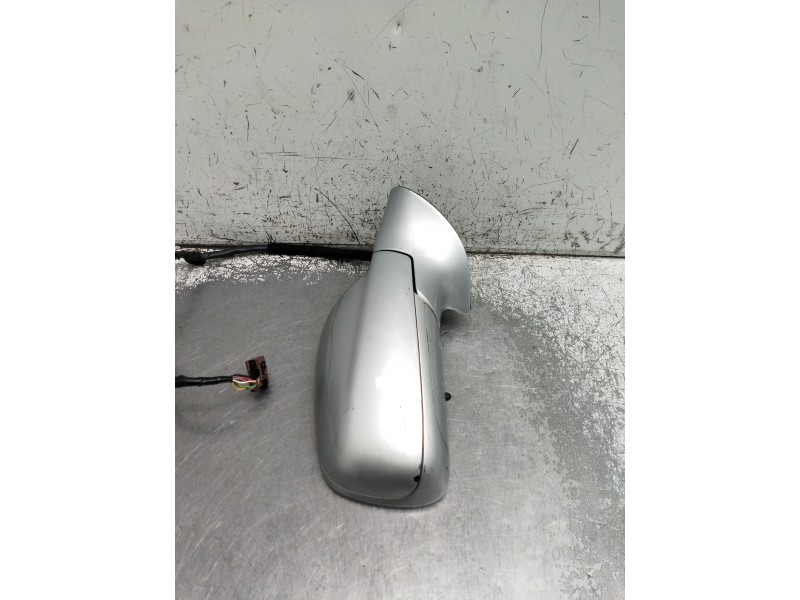 Recambio de retrovisor derecho para peugeot 407 coupe básico referencia OEM IAM ELÉCTRICO 1 ENCHUFE 12 CABLES