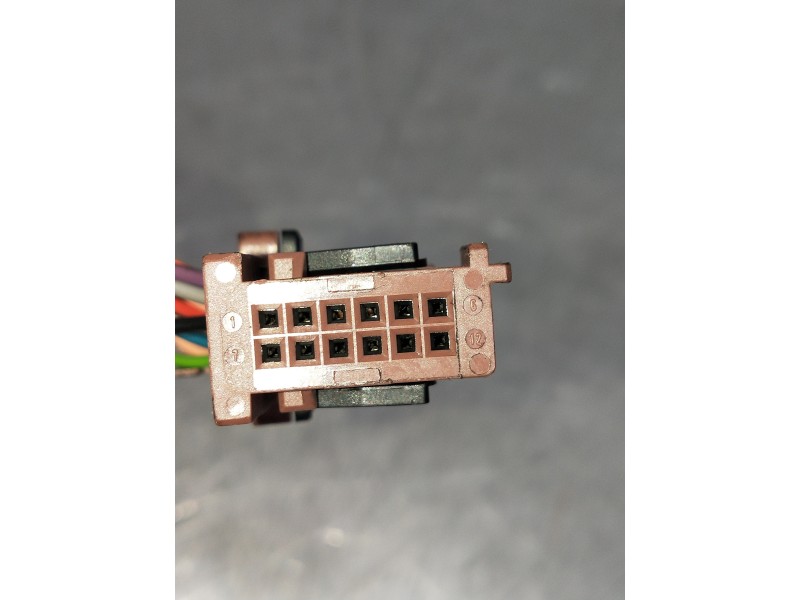 Recambio de retrovisor derecho para peugeot 407 coupe básico referencia OEM IAM ELÉCTRICO 1 ENCHUFE 12 CABLES