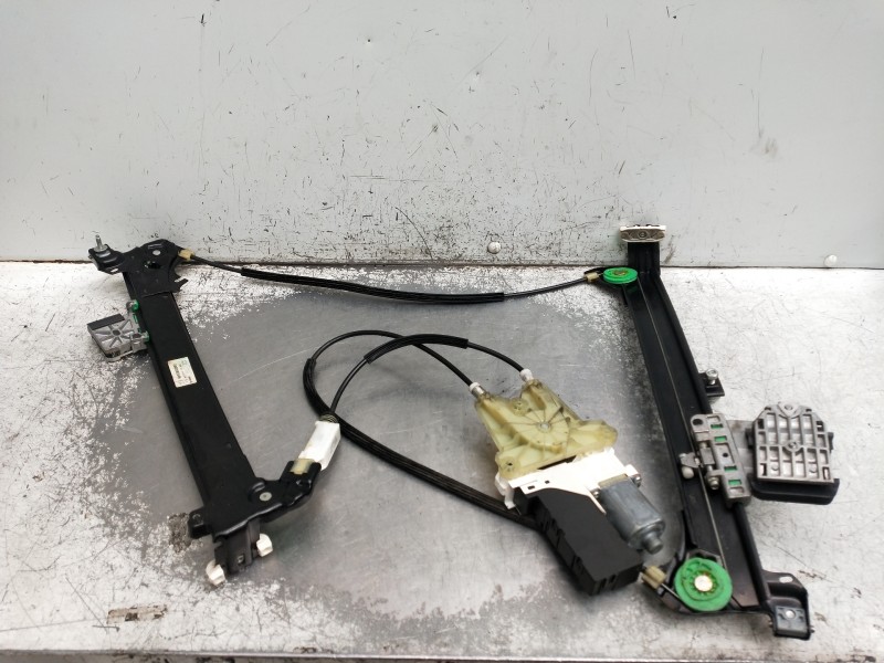 Recambio de elevalunas delantero derecho para peugeot 407 coupe básico referencia OEM IAM 9650800880 997048106 