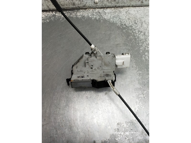 Recambio de motor cierre centralizado delantero derecho para peugeot 407 coupe básico referencia OEM IAM 9681332880  