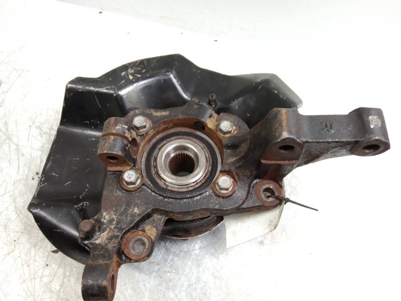 Recambio de mangueta delantera derecha para hyundai santa fe (sm) referencia OEM IAM   