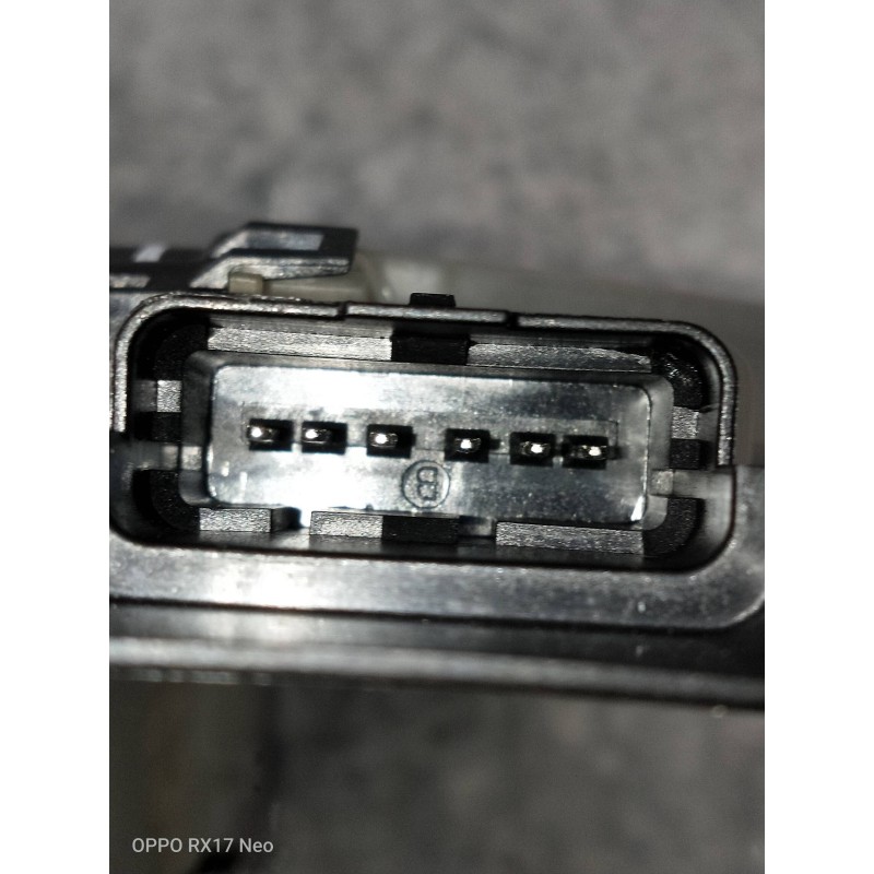 Recambio de motor cierre centralizado delantero izquierdo para citroen c3 aircross feel referencia OEM IAM 266782 16943710 5P