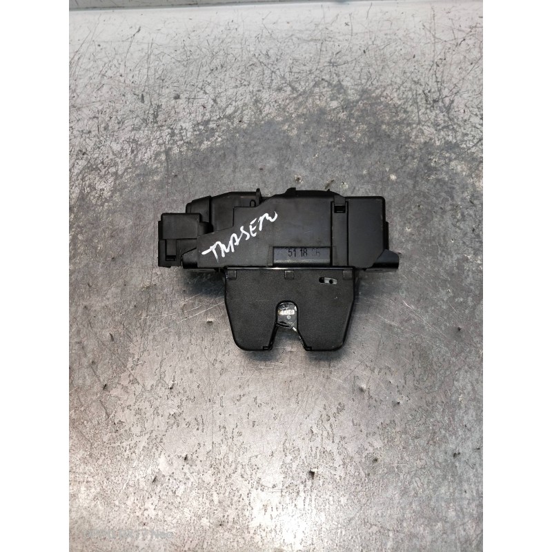 Recambio de motor cierre centralizado porton para citroen c3 aircross feel referencia OEM IAM 3644675 2201191224 5P