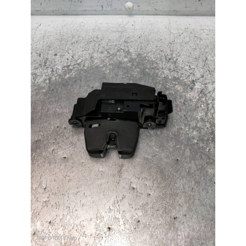 Recambio de motor cierre centralizado porton para citroen c3 aircross feel referencia OEM IAM 3644675 2201191224 5P