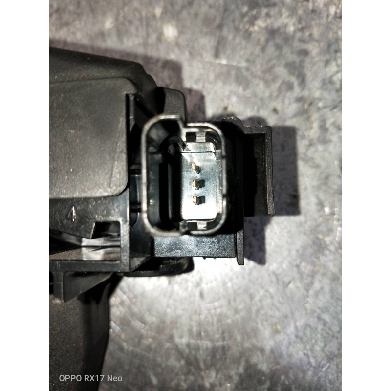 Recambio de motor cierre centralizado porton para citroen c3 aircross feel referencia OEM IAM 3644675 2201191224 5P