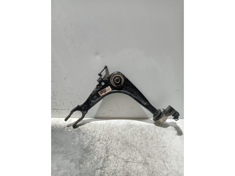 Recambio de brazo suspension inferior delantero izquierdo para peugeot 407 coupe básico referencia OEM IAM   