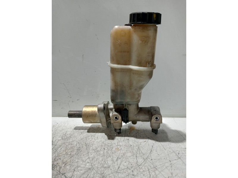 Recambio de bomba freno para peugeot 407 coupe básico referencia OEM IAM 9646980980 03350885121 03350885131