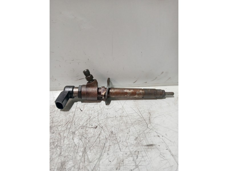 Recambio de inyector para peugeot 407 coupe básico referencia OEM IAM 5U3Q9K546AA  