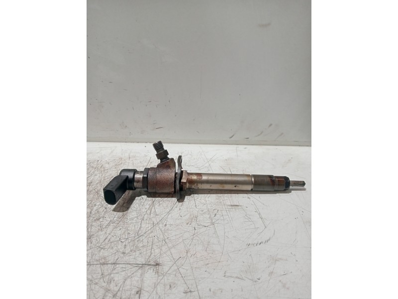 Recambio de inyector para peugeot 407 coupe básico referencia OEM IAM 5U3Q9K546AA  