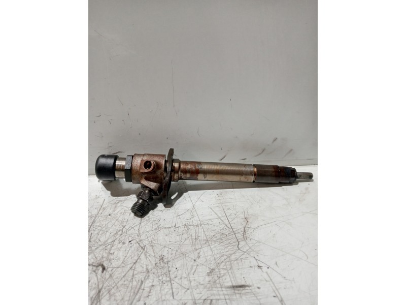 Recambio de inyector para peugeot 407 coupe básico referencia OEM IAM 5U3Q9K546AA  