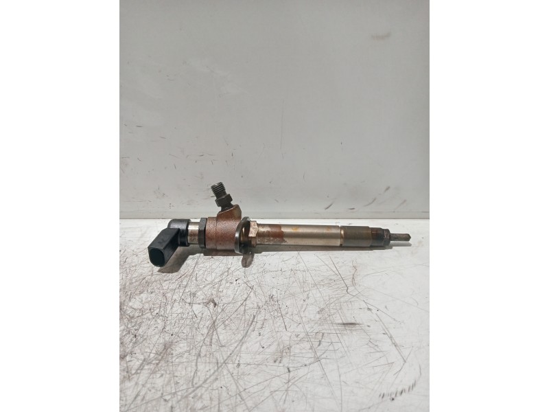 Recambio de inyector para peugeot 407 coupe básico referencia OEM IAM 5U3Q9K546AA  