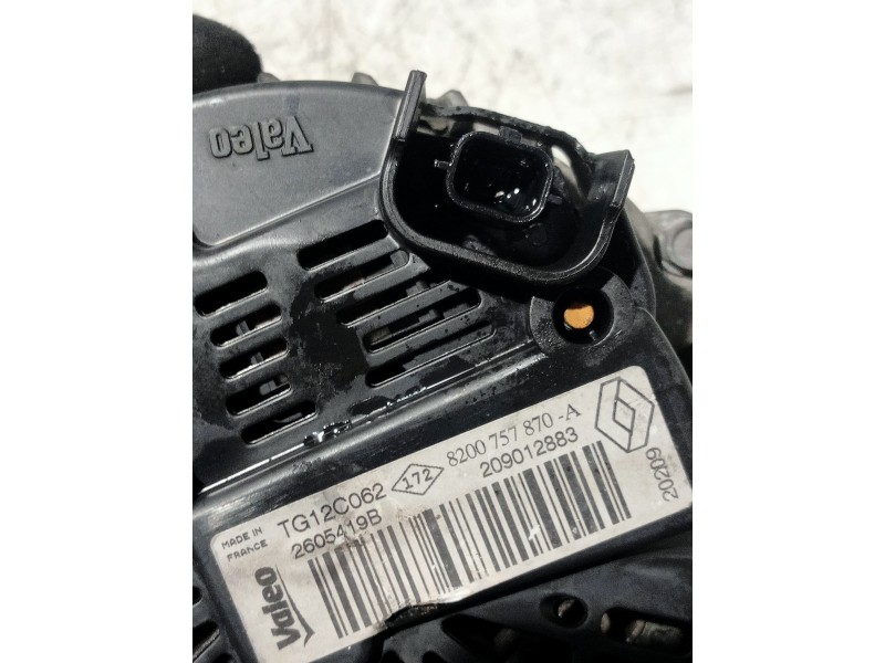 Recambio de alternador para renault megane iii sport tourer dynamique referencia OEM IAM 8200757870A TG12C062 2605419B