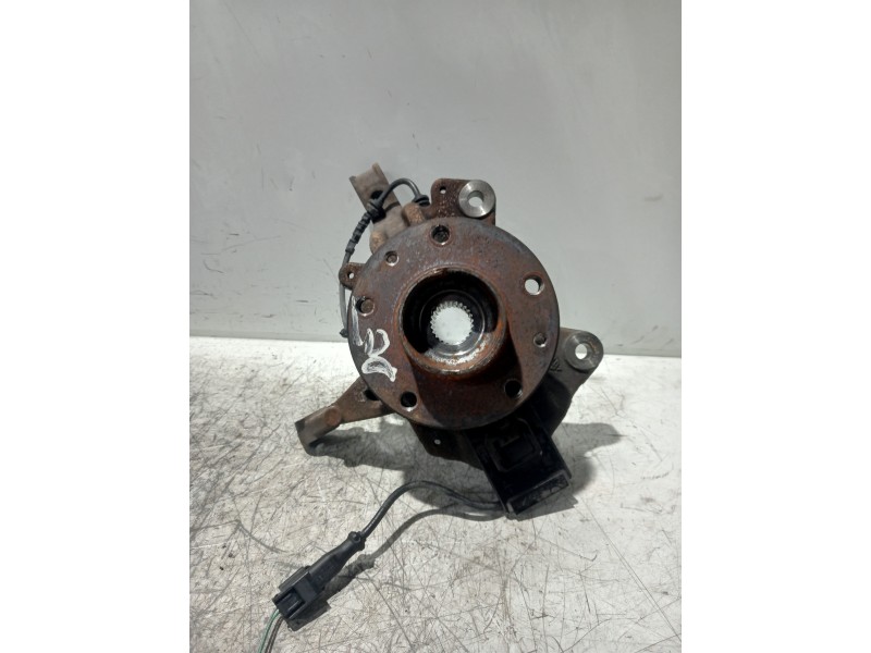 Recambio de mangueta delantera derecha para renault megane iii sport tourer dynamique referencia OEM IAM   