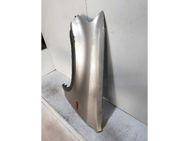 Recambio de aleta delantera izquierda para honda cr-v (rd1/3) 2.0 16v cat referencia OEM IAM   