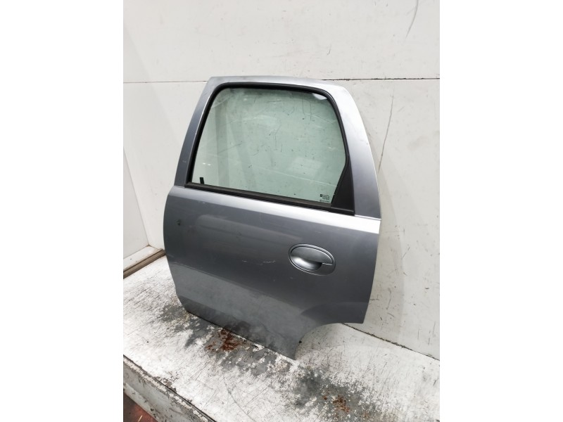 Recambio de puerta trasera izquierda para opel corsa c cosmo referencia OEM IAM   5P