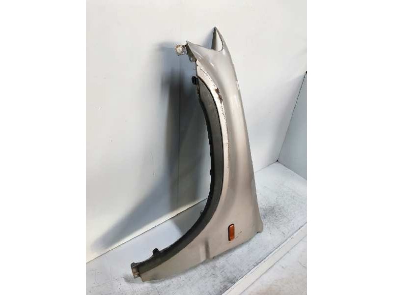 Recambio de aleta delantera izquierda para honda cr-v (rd1/3) 2.0 16v cat referencia OEM IAM   