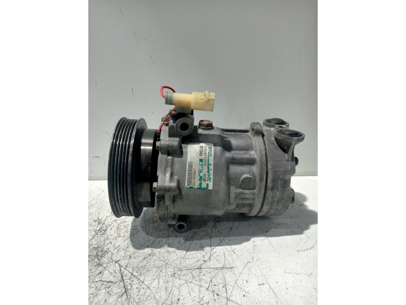 Recambio de compresor aire acondicionado para mg rover serie 45 (rt) classic (4-ptas.) referencia OEM IAM JPB000100 SD7V16 