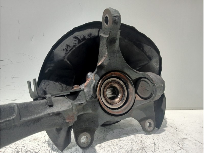 Recambio de mangueta delantera derecha para mg rover serie 45 (rt) classic (4-ptas.) referencia OEM IAM   
