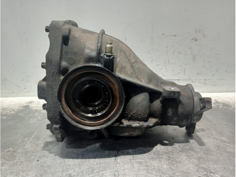Recambio de diferencial trasero para mercedes clase c (w203) berlina 270 cdi (203.016) referencia OEM IAM A2201510405 2103513008
