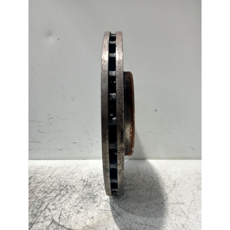 Recambio de disco freno delantero para mercedes clase c (w203) berlina 270 cdi (203.016) referencia OEM IAM   