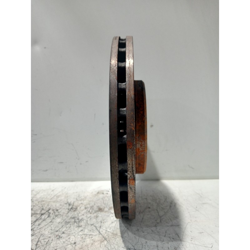 Recambio de disco freno delantero para mercedes clase c (w203) berlina 270 cdi (203.016) referencia OEM IAM   