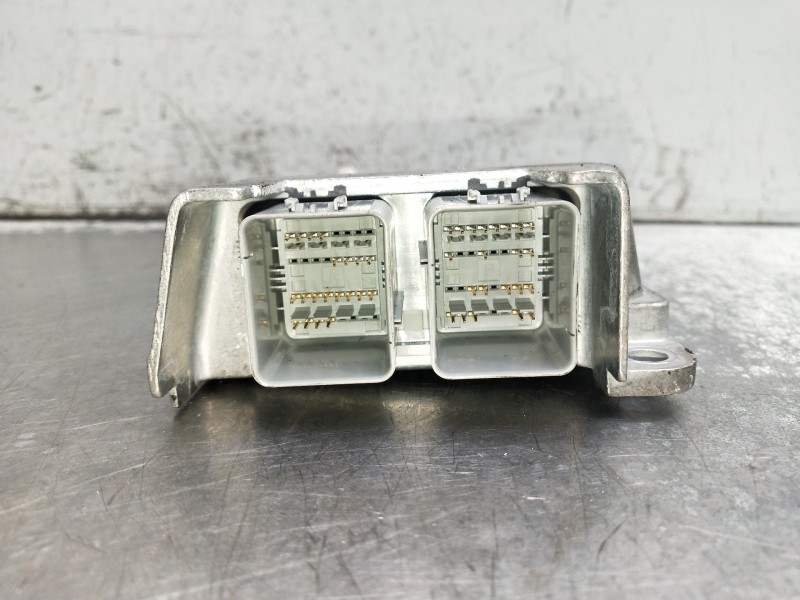 Recambio de centralita airbag para jeep gr. cherokee (wh) referencia OEM IAM 04606938AD  