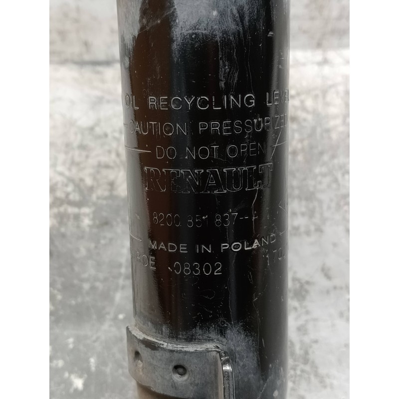 Recambio de amortiguador delantero derecho para renault scenic ii authentique referencia OEM IAM 8200851837A  