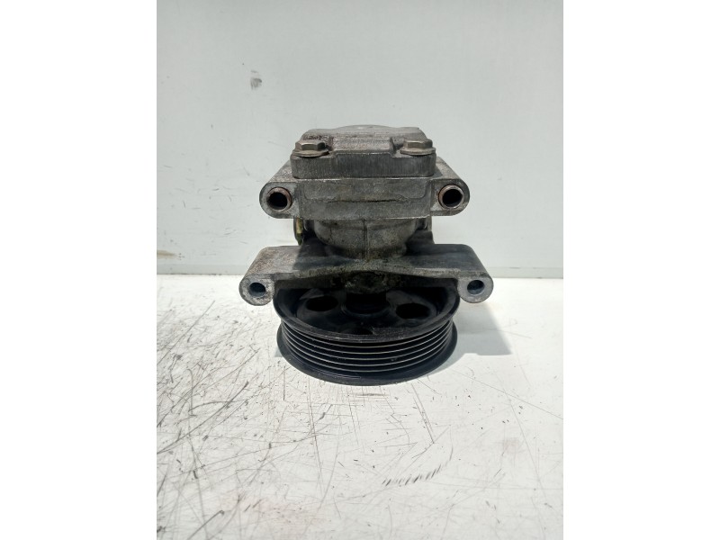 Recambio de bomba direccion para ford fiesta (cbk) referencia OEM IAM 2S6C3A696GC  