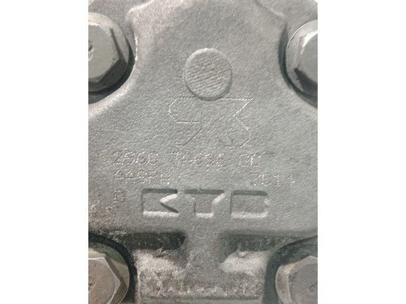 Recambio de bomba direccion para ford fiesta (cbk) referencia OEM IAM 2S6C3A696GC  