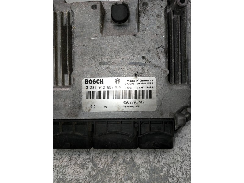 Recambio de centralita motor uce para renault megane ii berlina 5p business referencia OEM IAM 0281013907 8200705747 8200705748