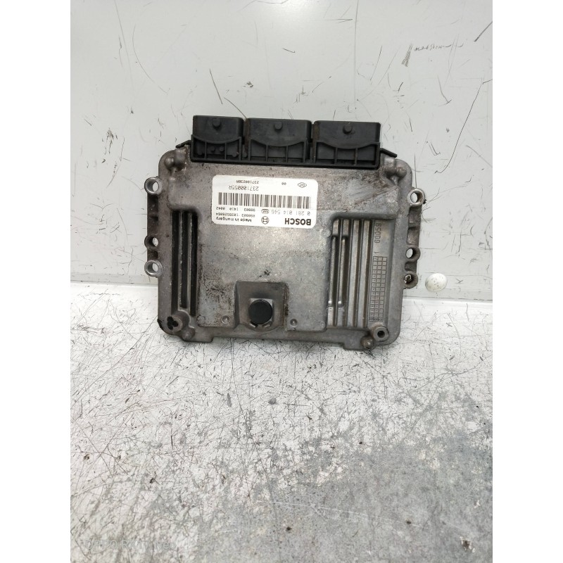 Recambio de centralita motor uce para renault megane iii sport tourer dynamique referencia OEM IAM 0281014546 237100055R 2371002